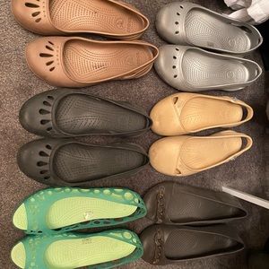 Size 8 crocs. Professional style you can wear to be comfy at work. 6 pairs.